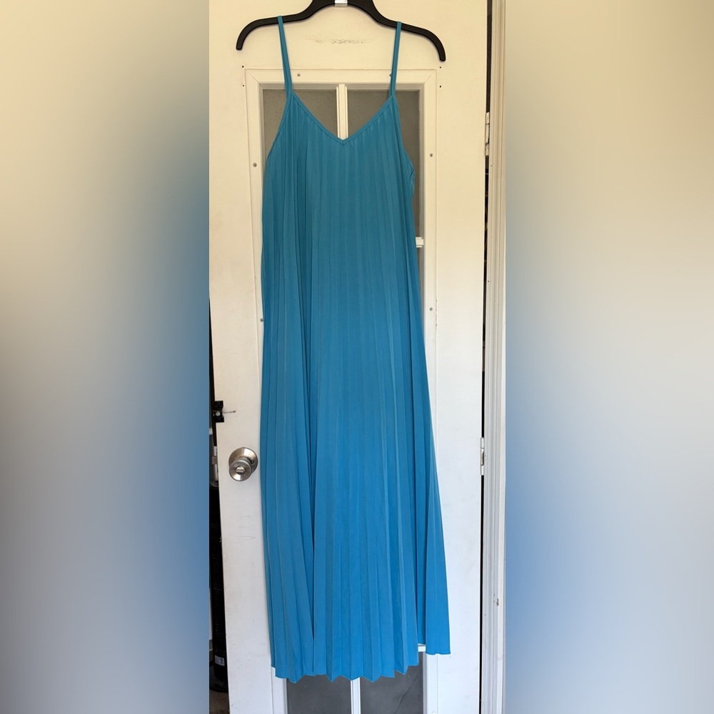 SHEIN Turquoise Pleated Spaghetti-Strap Maxi Dress